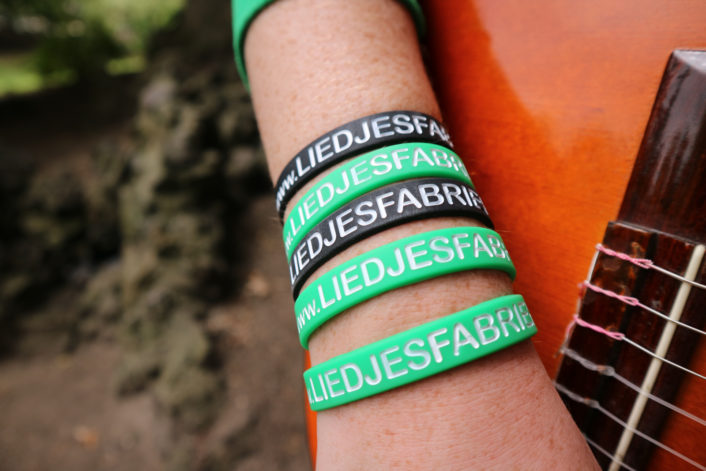 Liedjesfabriek armband