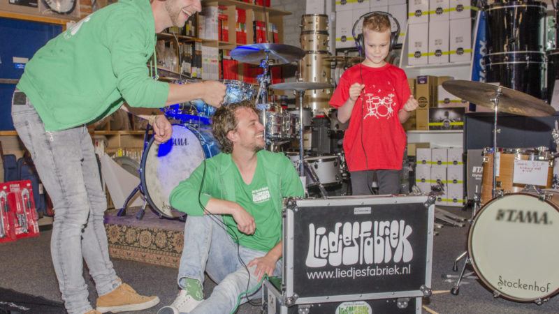 Wens in vervulling door Liedjesfabriek, Make A Wish en muziekwinkel Stockenhof